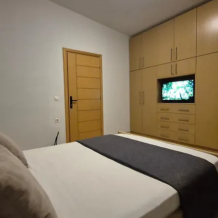Marsal * Sarandë