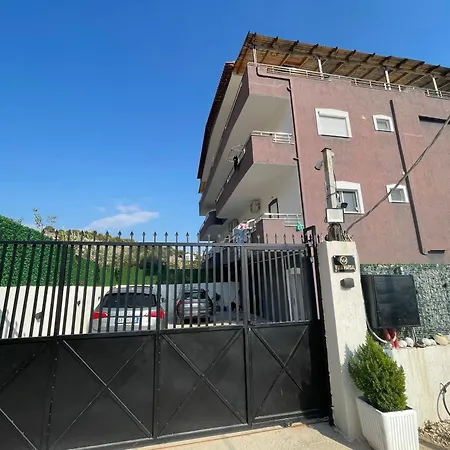 Marsal Appartamento Sarandë