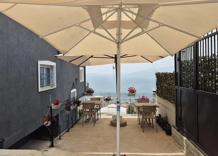 Marsal * Sarandë